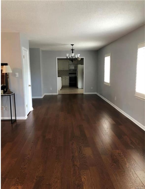 Foto del edificio - 2461 Price St