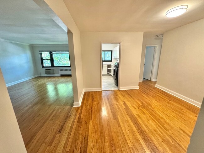 Building Photo - Rye Village Apartments