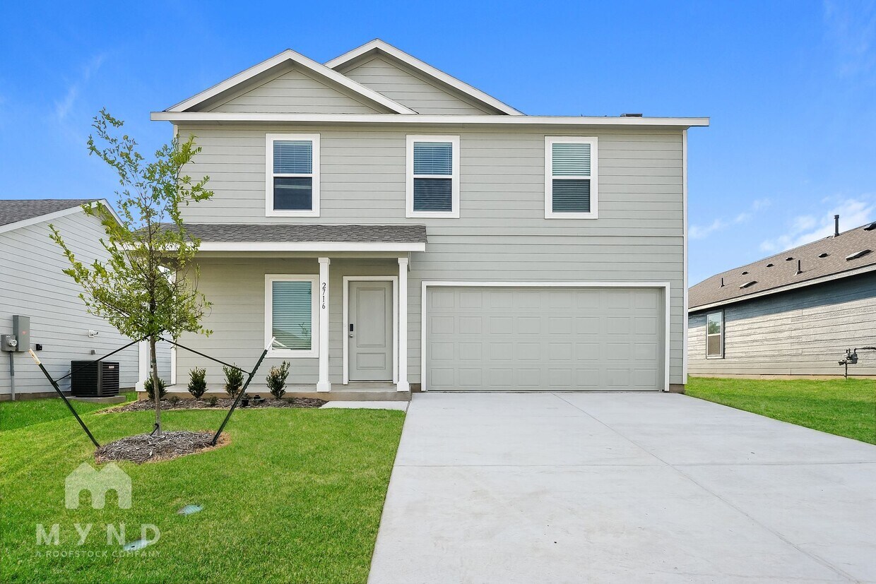 Foto principal - 2716 Mistwood Dr