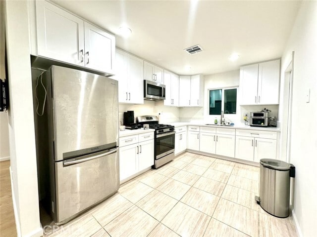 Foto del edificio - 7732 Wyngate St