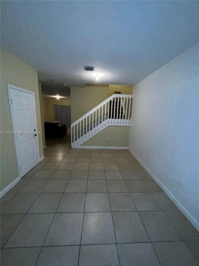 Foto del edificio - 3405 SE 1st St