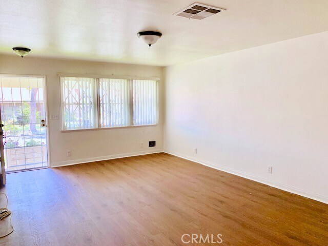 Foto del edificio - 9459 Workman Ave