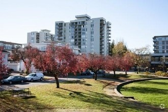 Building Photo - Chancellor Court