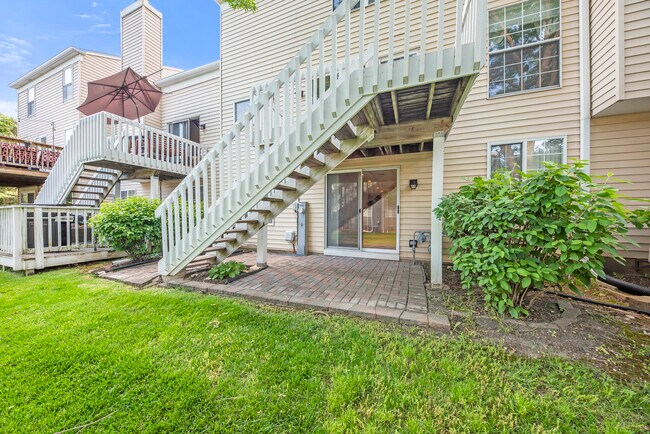 Foto del edificio - 169 Port Royal Cir