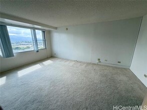 Building Photo - 2888 Ala Ilima St