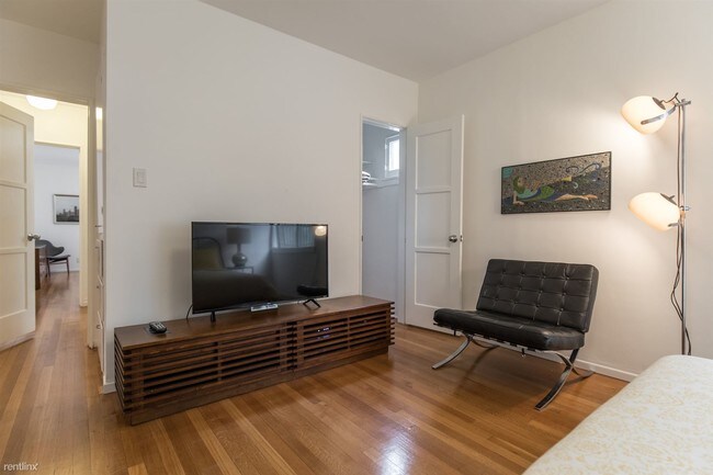 Building Photo - 2 br, 2 bath Duplex - 3731 Tracy St 3731 f...