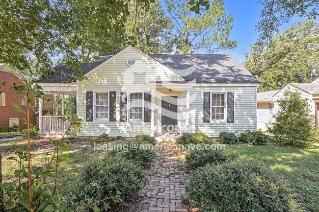 Foto del edificio - 916 Glenridge Dr