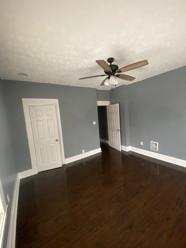 Foto del edificio - 422-424 Jefferson Ave