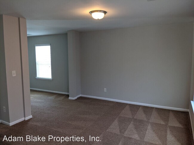 Building Photo - 4 br, 2.5 bath House - 6515 Eastfield Park...