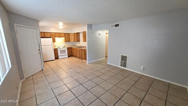 Foto del edificio - 1133 W Dragoon Cir