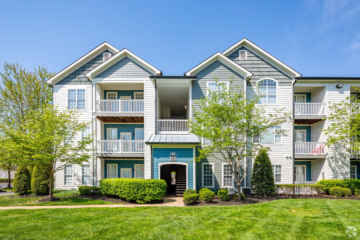 Bel Air Apartments in Bowling Green, KY