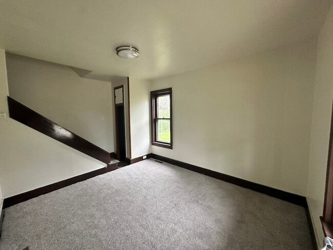 Foto del edificio - 306 Plummer St