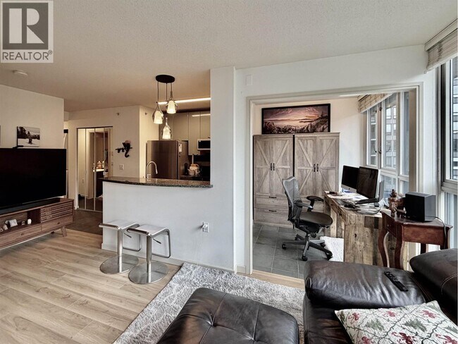 Photo du bâtiment - 1068 Hornby St