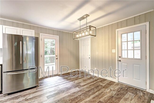 Foto del edificio - 4973 White Blvd SW