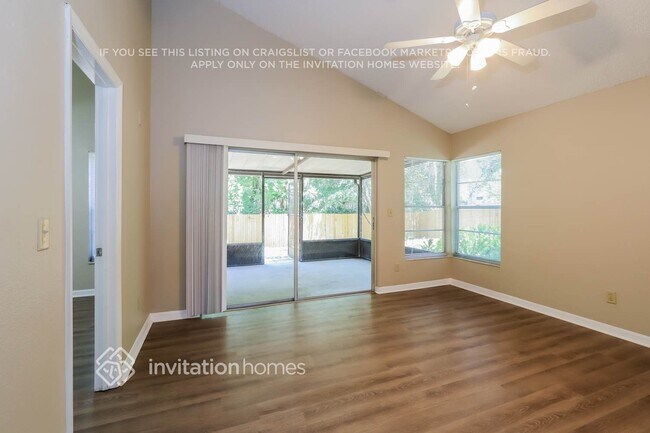 Foto del edificio - 12838 Coverdale Dr