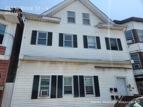 Building Photo - 214-216 W Ridge St