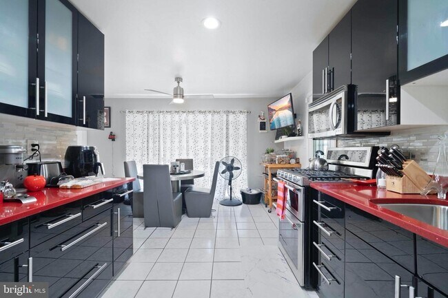 Foto del edificio - 10832 Margate Rd