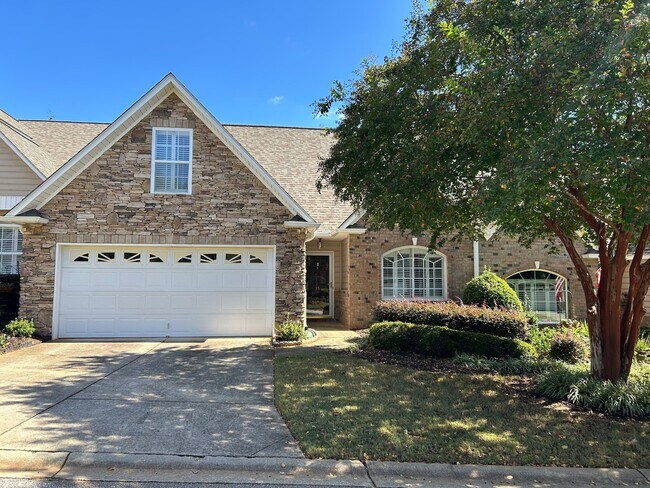 Foto del edificio - 35 Brightmore Dr