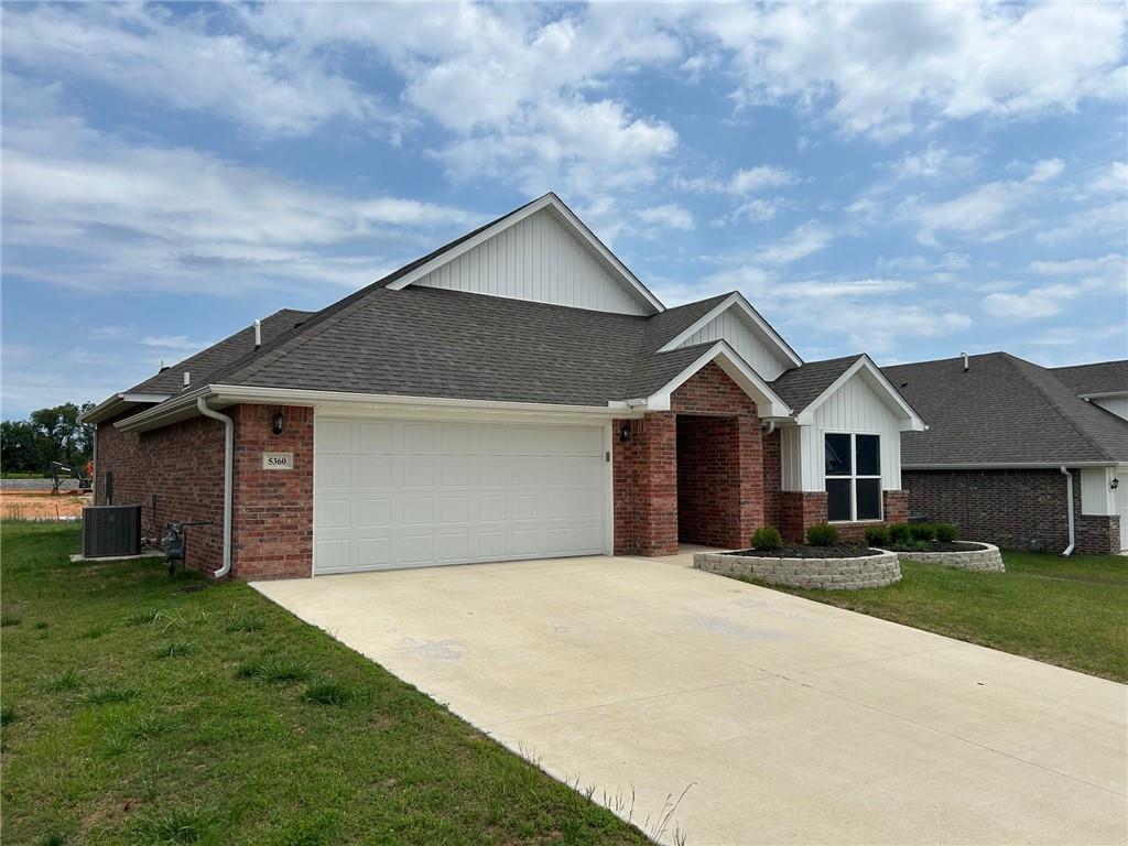 Foto principal - 5360 Little Fld Ave