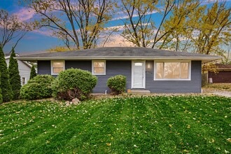 Building Photo - 5305 W 78th Ln