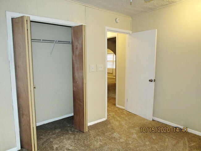 Building Photo - 3228 Ralston Ave, Indpls, IN 46218