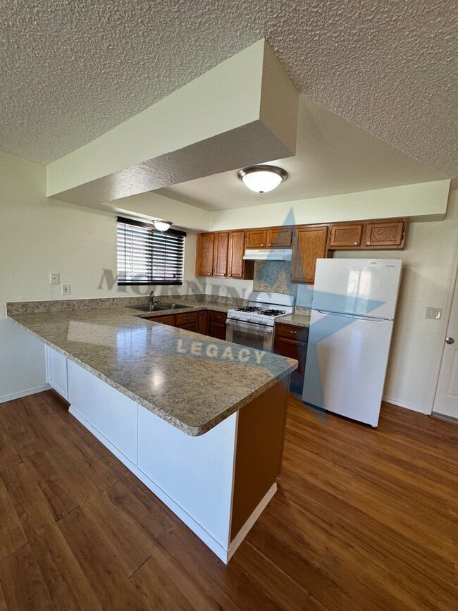 Foto del edificio - Spacious home in desirable location!
