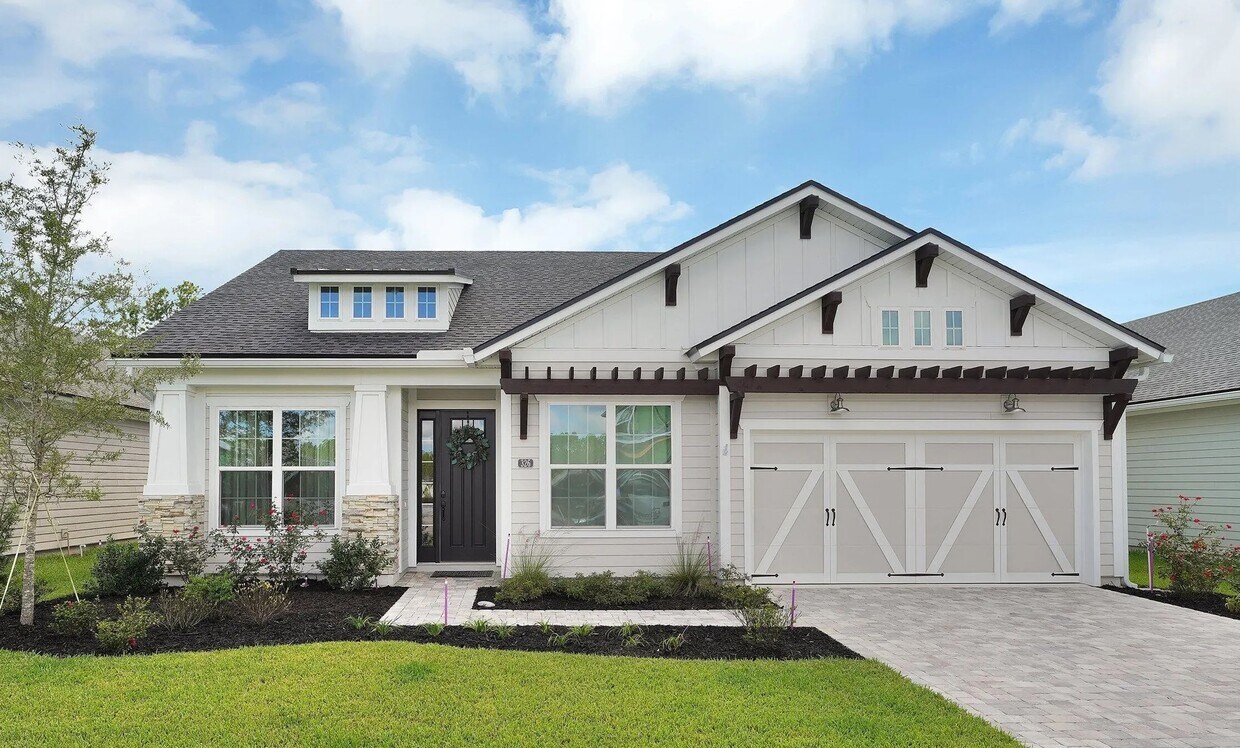 Foto principal - 326 Pine Haven Dr