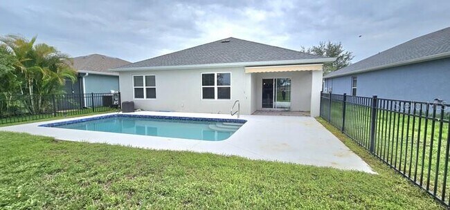 Foto del edificio - 28202 Arrowhead Cir
