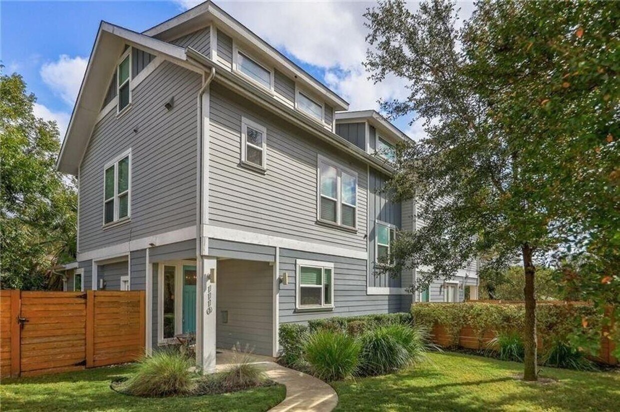 Photo - 1110 Concordia Ave