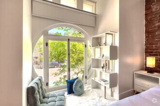 Building Photo - 3964 R. Saint-Denis