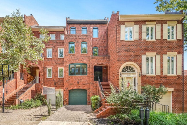 Building Photo - 3927 Georgetown Ct NW