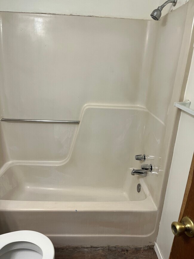 Foto del edificio - 229 N Duncan St