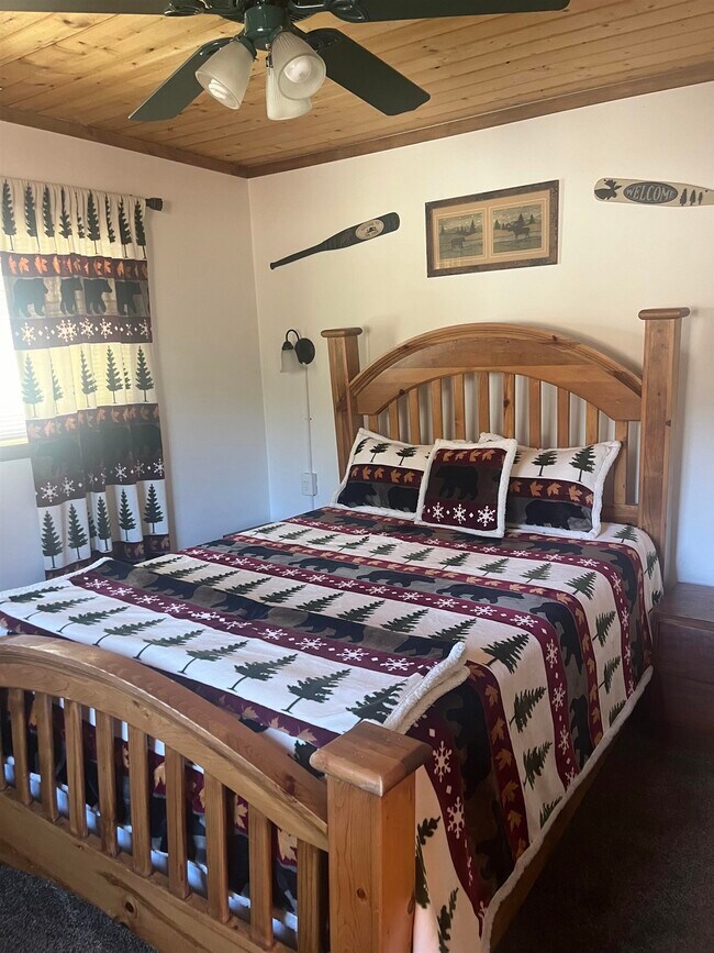 Foto del edificio - 43413 Sand Canyon Rd