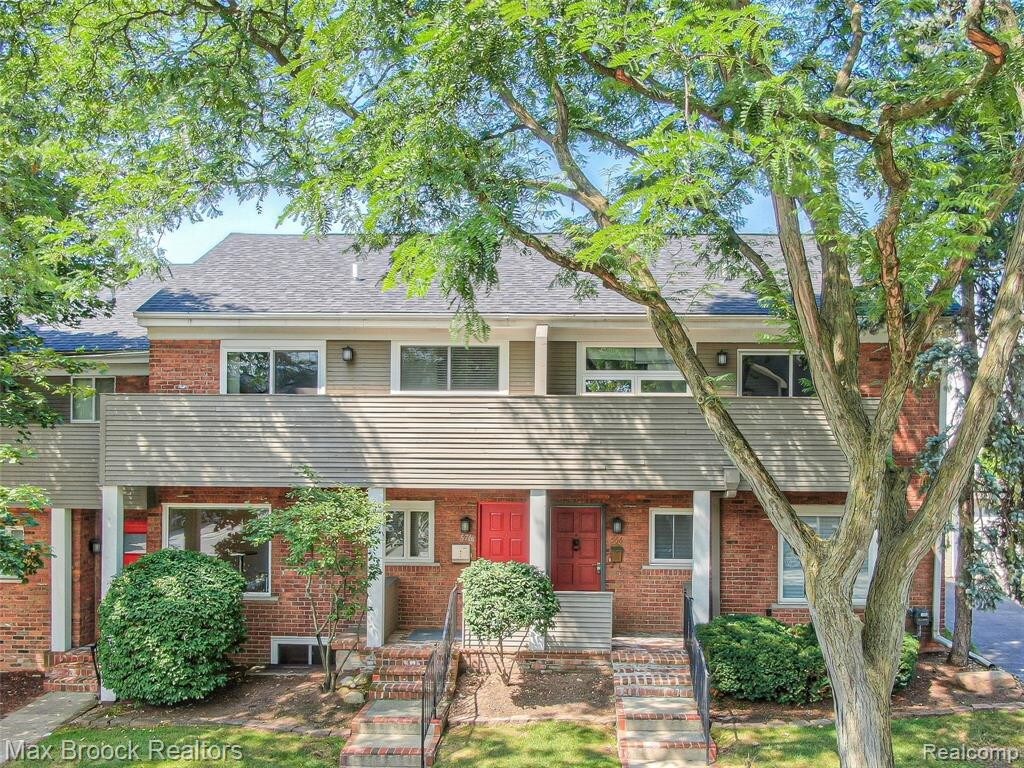 Foto principal - 576 W Merrill St