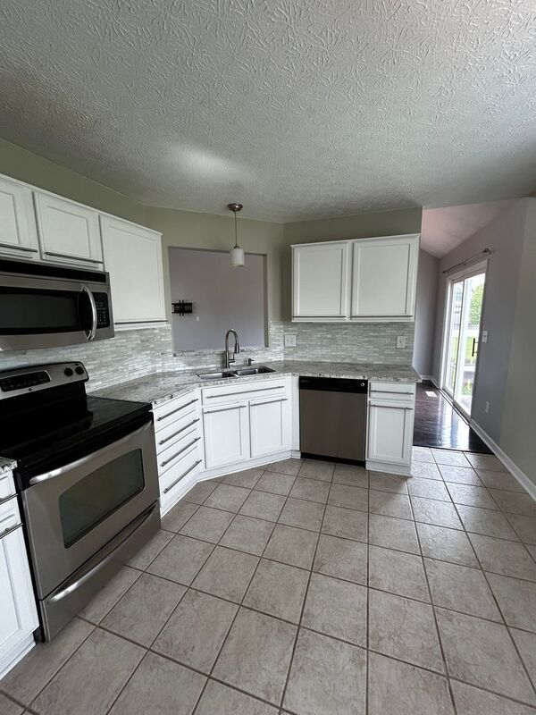 Foto del edificio - 2254 Red Barn St
