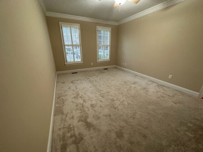 Foto del edificio - Stunning Townhome - Irving Park