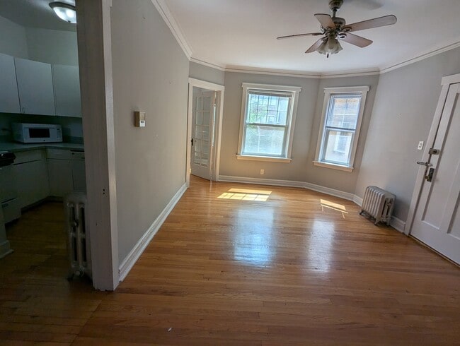 Building Photo - 4406 N Rockwell St