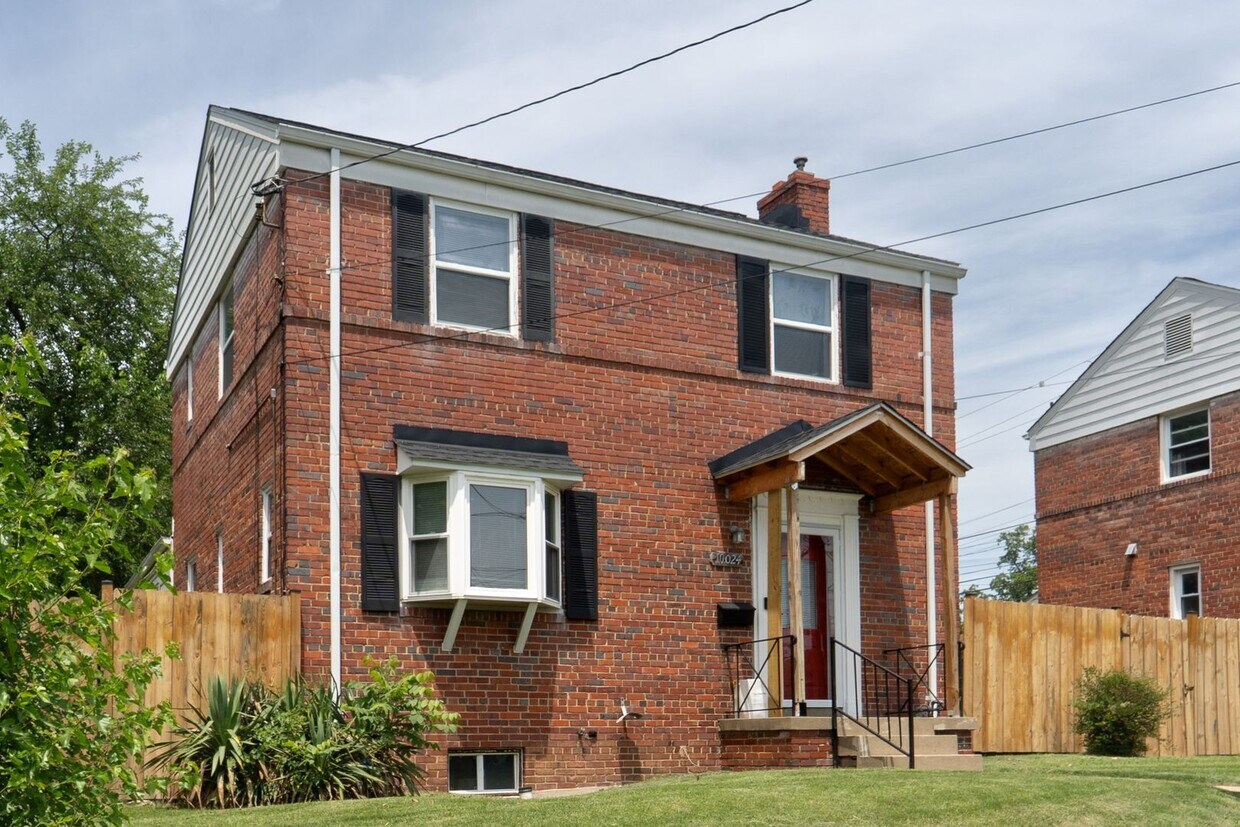 Photo - 10024 Lorain Ave