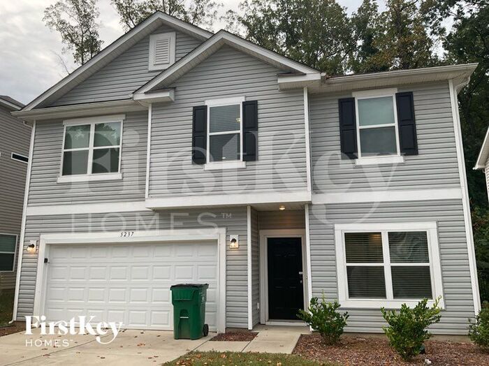 Foto principal - 5237 Cobblestone Glen Dr