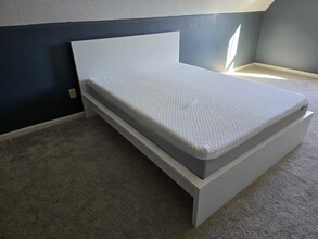 Building Photo - 12160 Osborne Grove Dr