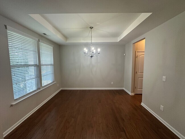 Foto del edificio - 249 River Oak St