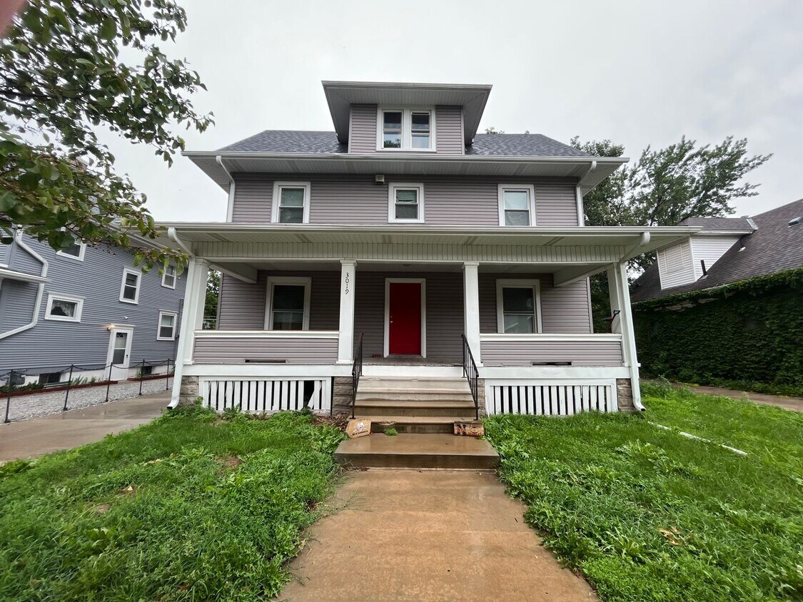 Primary Photo - 3017/3019 Starr St Duplex