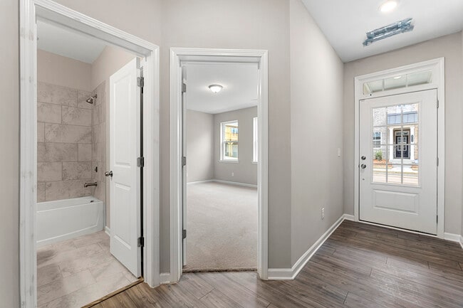Building Photo - 4598 Hawthorn Rose Ln