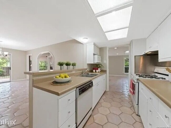 Foto del edificio - 3 Bedroom Single Family Home in San Antonio