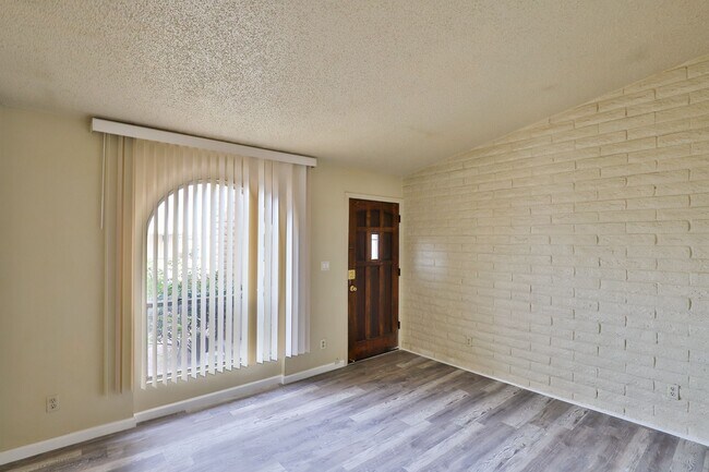 Foto del edificio - 47 W 6th Pl