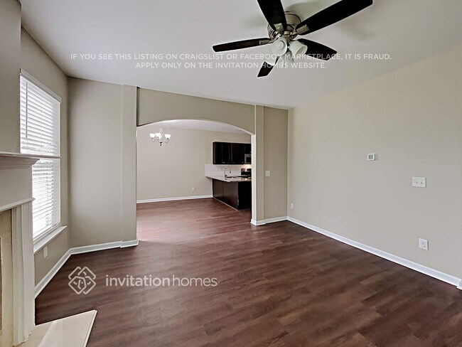 Building Photo - 185 Magnaview Dr