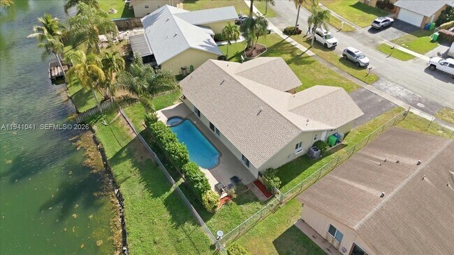 Foto del edificio - 9349 NW 47th St