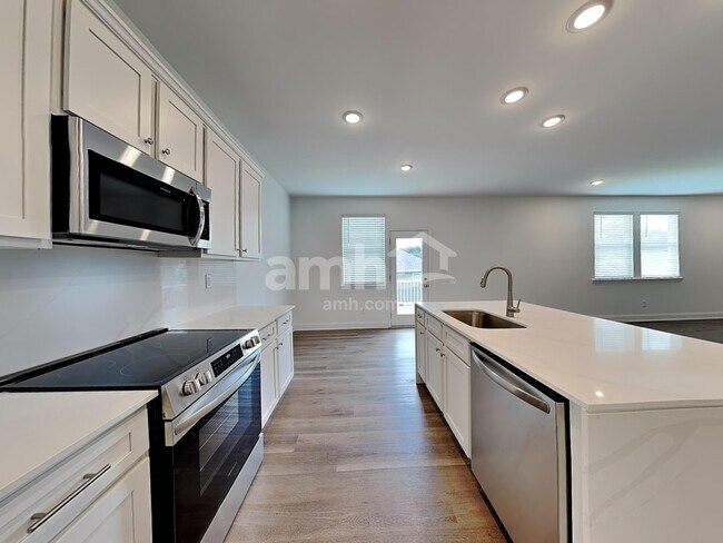 Foto del edificio - 1624 Soapstone Rd