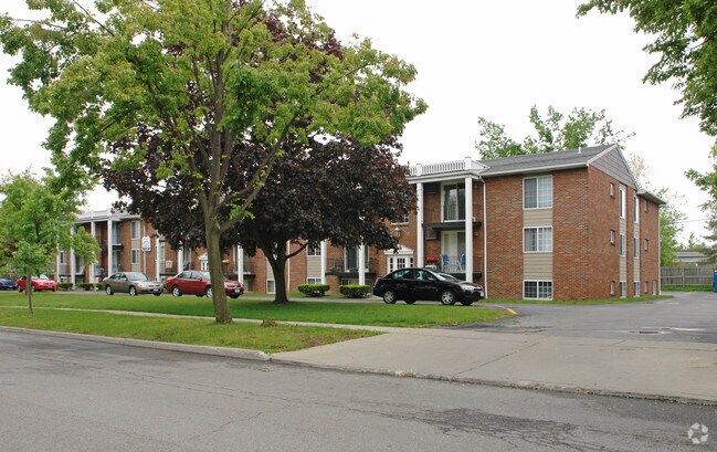 Colonial Village Apartments Rentals - Tonawanda, NY | Apartments.com