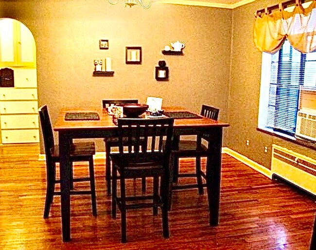 Foto del edificio - 735 Lincolnway E